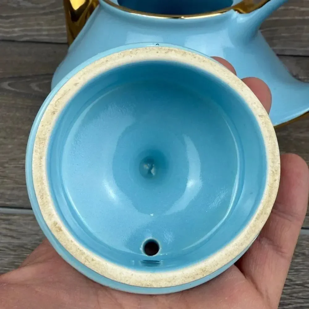 Pearl China Co Robins Egg Blue 22 kt Gold Trim Vtg Swirl Aladdin Decor Teapot